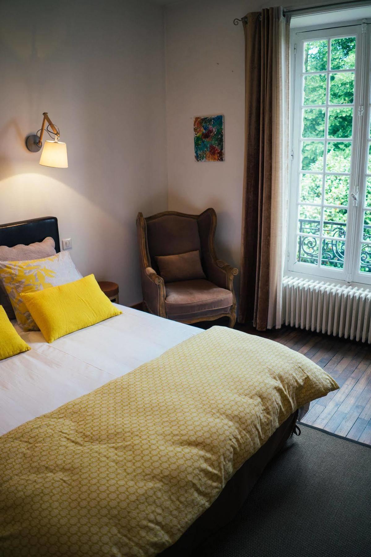 Bed and Breakfast Le 14 St Michel Josselin Esterno foto